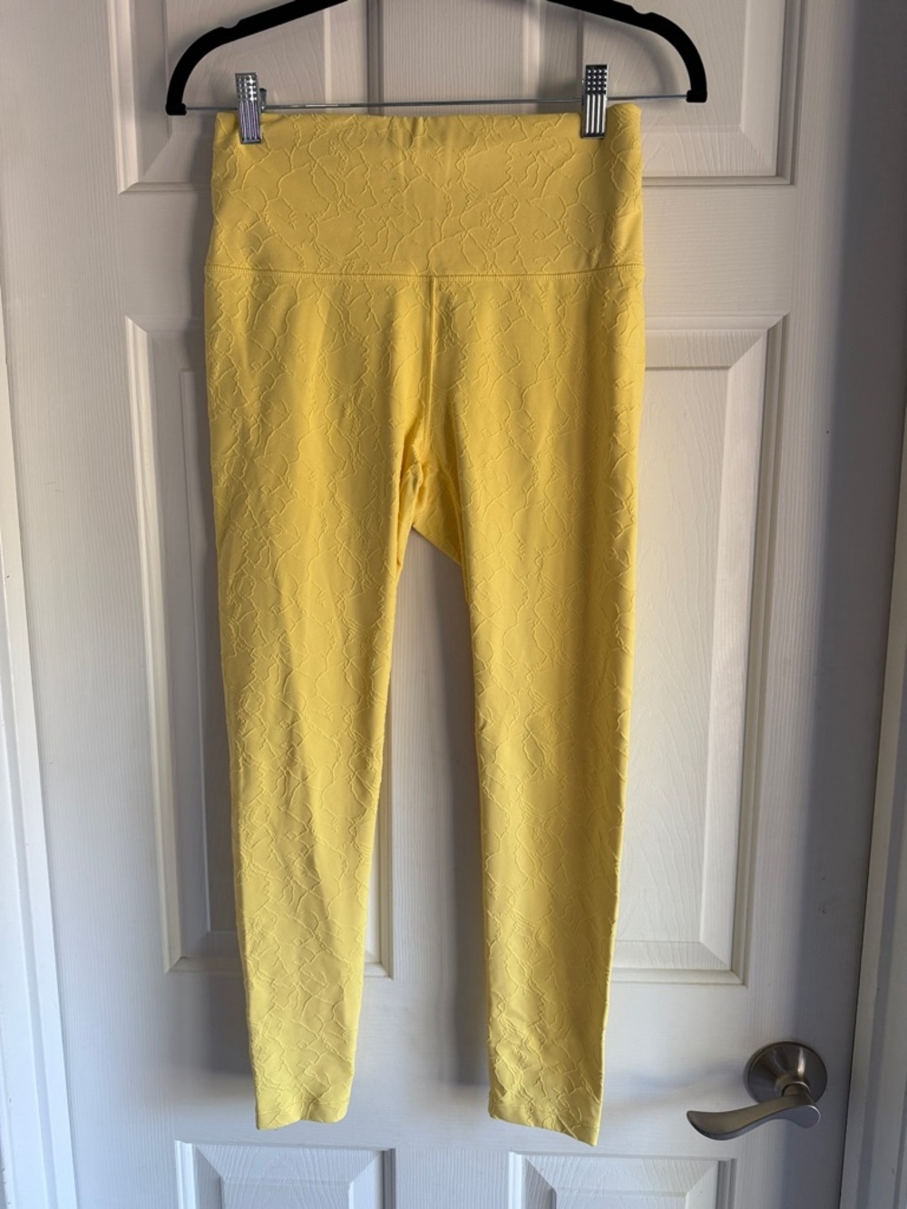 CALIA by Carrie Underwood Sunflower Yellow Textured 7/8 Leggings